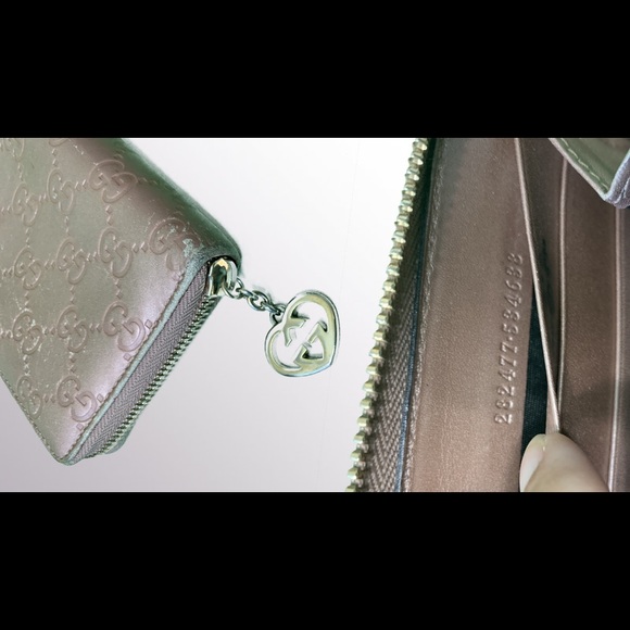 **SOLD**Gucci GG Guccissima Zippy Wallet** - Picture 7 of 7